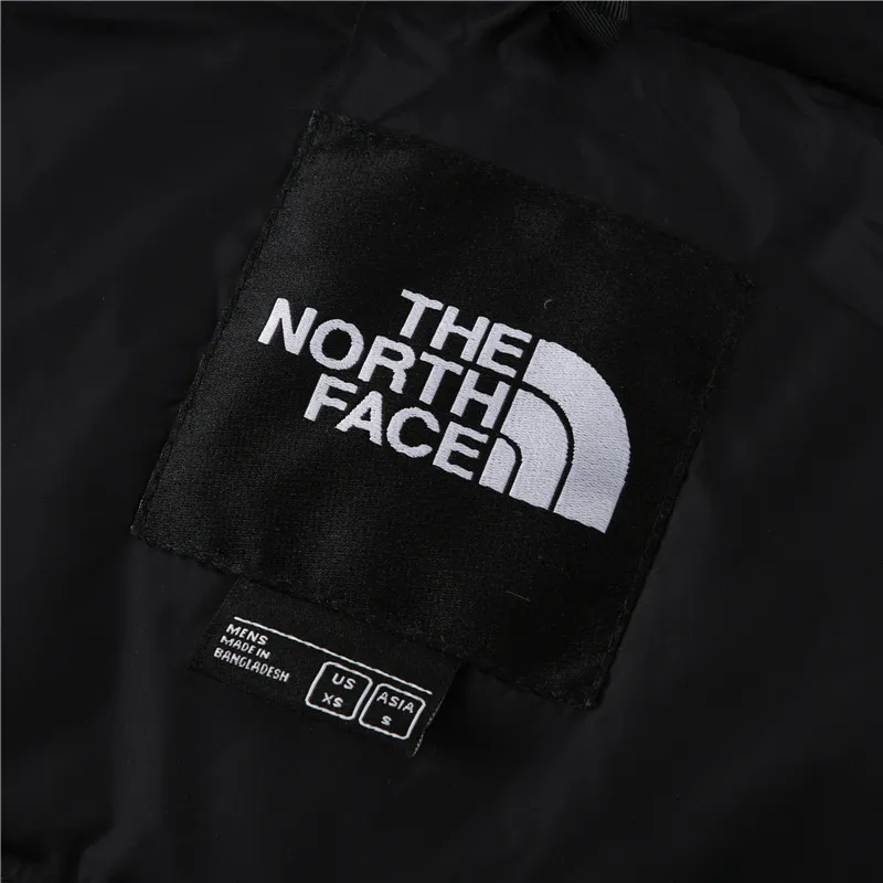 Style No.: Y 85 💰P245 [North Face Vest] The North Face｜North Face Nuptse 1996 Classic Down Vest/North Face Vest [Metallic Gray] ❶The embroidery uses imported Tajima embroidery ten thousand needle embroidery, using imported No. 7 needles and Japanese Queen embroidery thread to ensure that each word is full of work and has a clear three-dimensional sense. ❷Filled with national standard 90 goose down, it has better thermal insulation performance, is not lightweight, and has good fluff recovery after compression! ❸Original custom-made 40D plaid four-level waterproof fabric. The inner liner is made of 40T high-density gallbladder to prevent lint and ensure the feel and bulk. The inner lining is made of nylon double-layer sealing design, which will not cause any lint. The adjustable hem with built-in drawstring buckle can prevent wind and cold! ❹The zipper is customized by YKK Yoshida, with clear engraving and perfect smooth texture. ❺Accessories and buttons are made of the same copper core spring as the original [non-commercial iron core spring] Sizes: XS S M L XL XXL Color: White Violent Orange Navy Blue Black Red Yellow Pink Metallic Gray Burgundy Green Montreal Blue Matcha Green Sky Blue Wheat